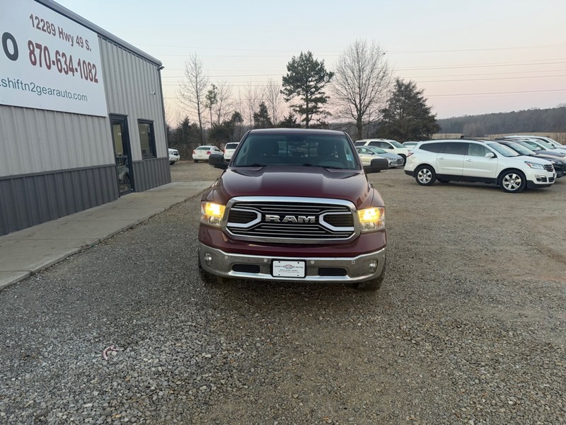 Ram 1500 Vehicle Full-screen Gallery Image 2