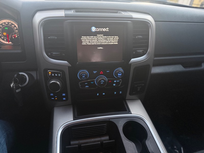 Ram 1500 Vehicle Full-screen Gallery Image 7