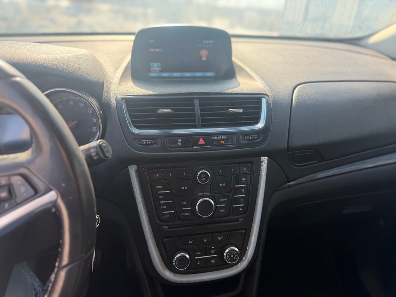 Buick Encore Vehicle Full-screen Gallery Image 7
