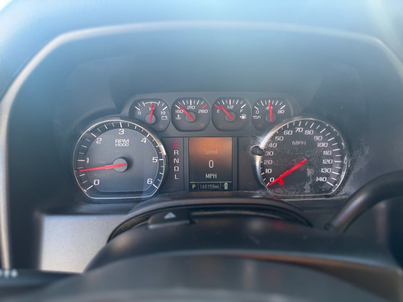 Chevrolet Silverado 1500 Vehicle Full-screen Gallery Image 11