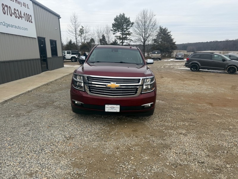 Chevrolet TAHOE Vehicle Full-screen Gallery Image 2