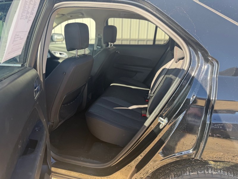 Chevrolet Equinox Vehicle Full-screen Gallery Image 5