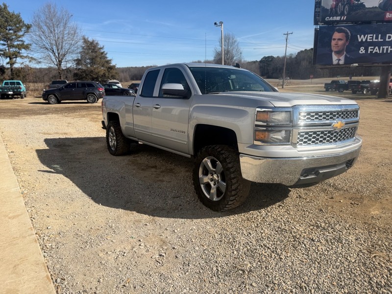 Chevrolet Silverado 1500 Vehicle Full-screen Gallery Image 3