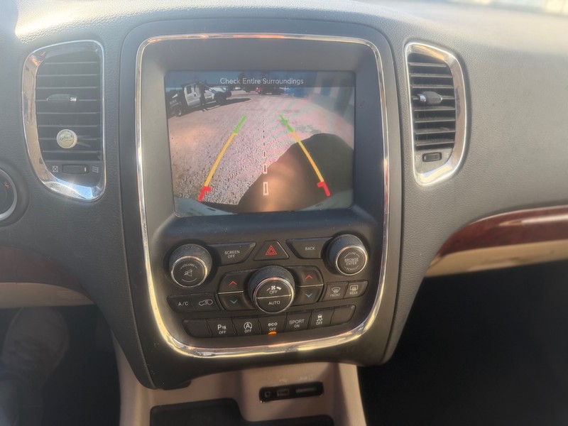 Dodge Durango Vehicle Full-screen Gallery Image 9