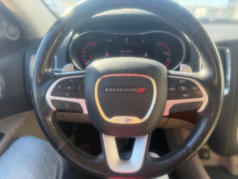 Dodge Durango Vehicle Full-screen Gallery Image 11