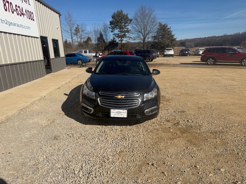 Chevrolet Cruze Vehicle Full-screen Gallery Image 2