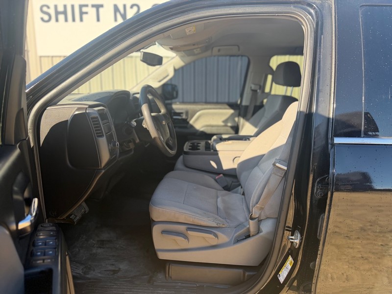 Chevrolet Silverado 1500 Vehicle Full-screen Gallery Image 6