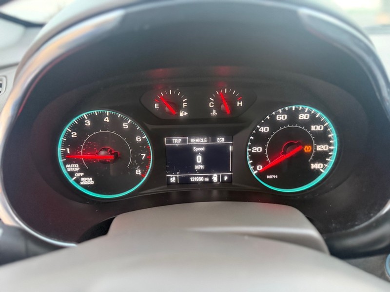 Chevrolet Malibu Vehicle Full-screen Gallery Image 10