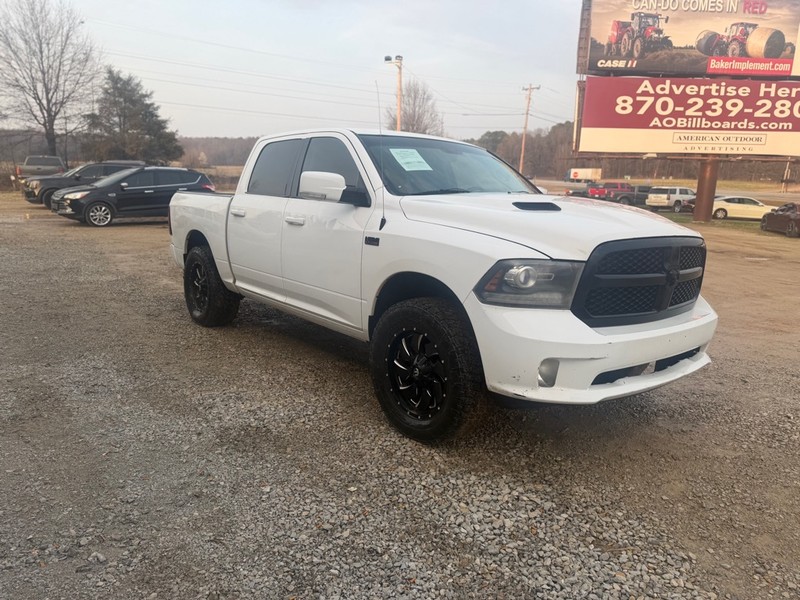 Ram 1500 Vehicle Full-screen Gallery Image 3