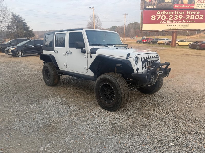 Jeep Wrangler Unlimited Vehicle Full-screen Gallery Image 3