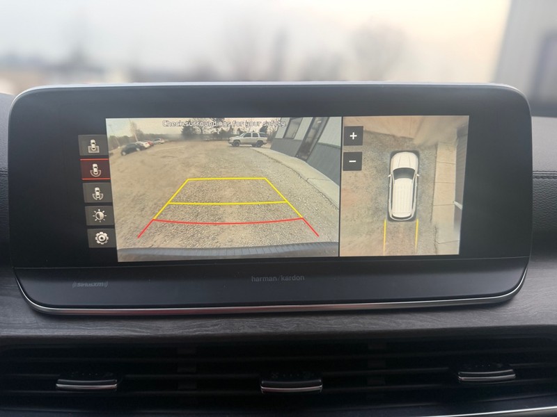 Kia Telluride Vehicle Full-screen Gallery Image 9