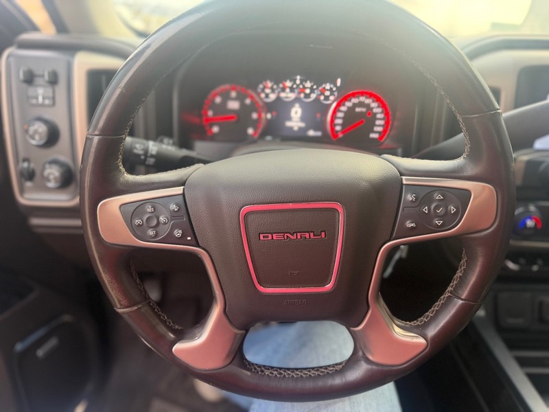 GMC Sierra 1500 Vehicle Full-screen Gallery Image 9