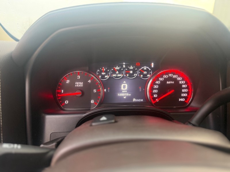 GMC Sierra 1500 Vehicle Full-screen Gallery Image 11