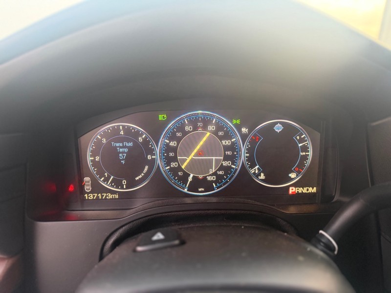 Cadillac Escalade Vehicle Full-screen Gallery Image 13