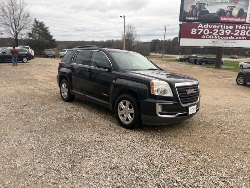 GMC Terrain Vehicle Full-screen Gallery Image 3