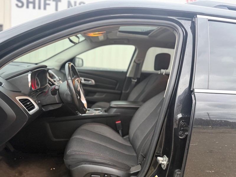 GMC Terrain Vehicle Full-screen Gallery Image 6