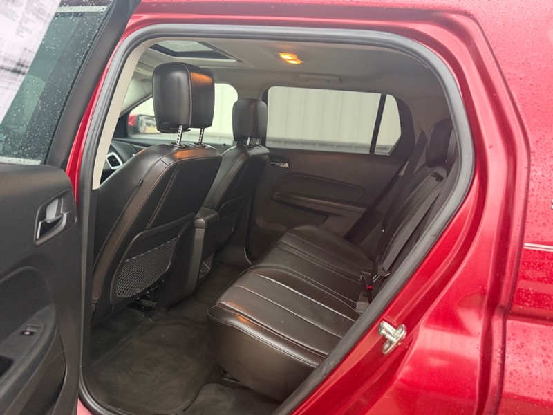 GMC Terrain Vehicle Full-screen Gallery Image 5