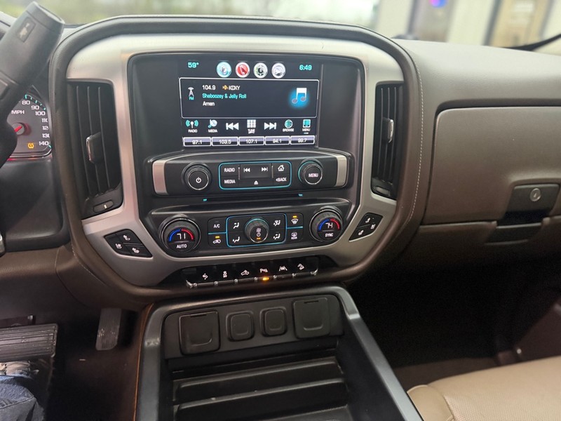 GMC Sierra 1500 Vehicle Full-screen Gallery Image 7