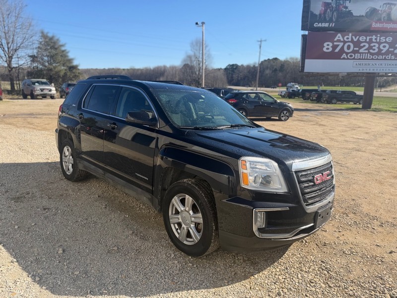 GMC Terrain Vehicle Full-screen Gallery Image 3