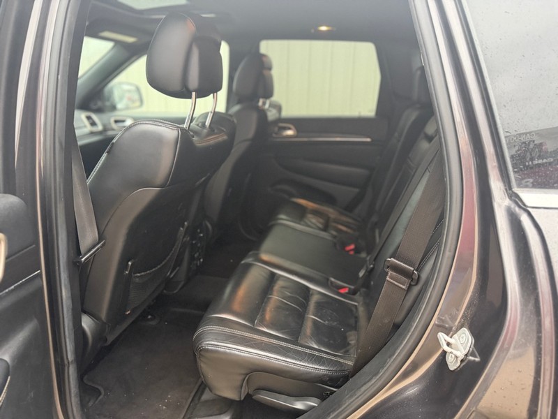 Jeep Grand Cherokee Vehicle Full-screen Gallery Image 5