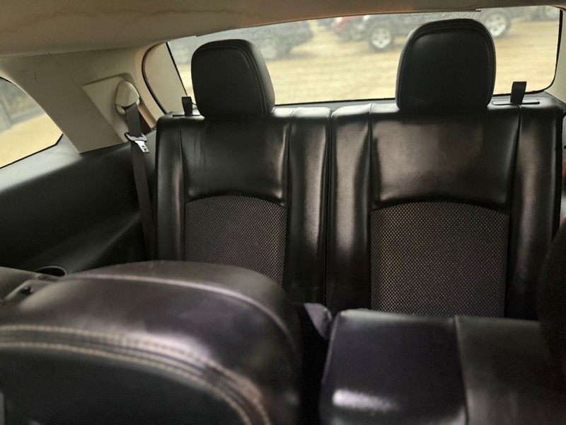 Dodge Journey Vehicle Full-screen Gallery Image 5