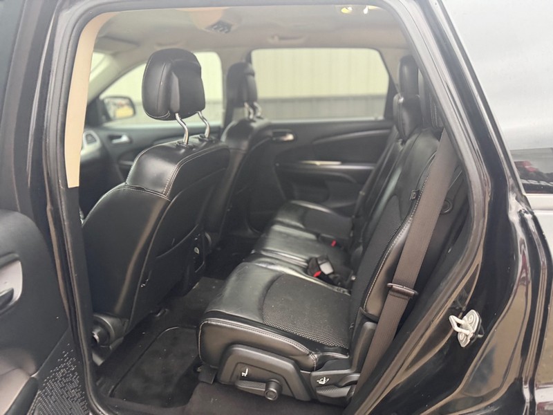 Dodge Journey Vehicle Full-screen Gallery Image 6