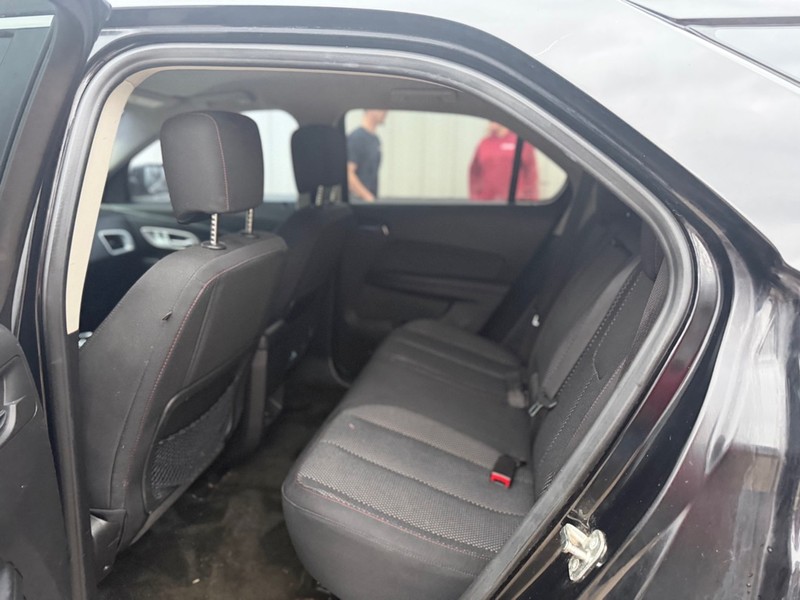 Chevrolet Equinox Vehicle Full-screen Gallery Image 5