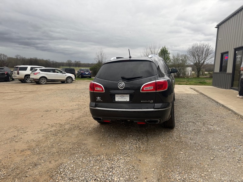 Buick Enclave Vehicle Full-screen Gallery Image 4