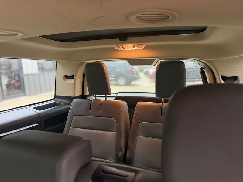 Ford Flex Vehicle Full-screen Gallery Image 5