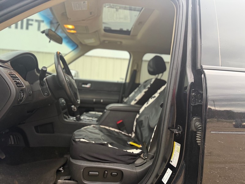 Ford Flex Vehicle Full-screen Gallery Image 7