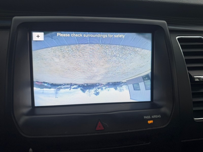 Ford Flex Vehicle Full-screen Gallery Image 9