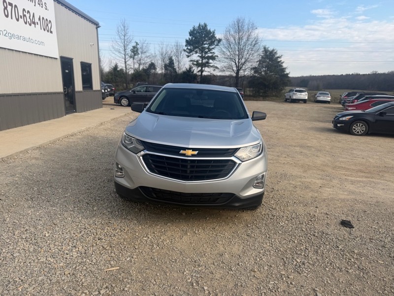Chevrolet Equinox Vehicle Full-screen Gallery Image 2