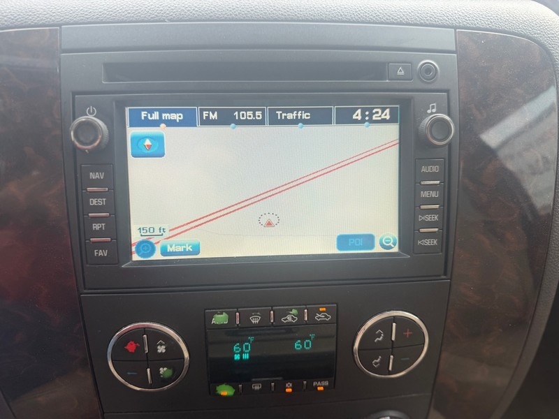 GMC Sierra 1500 Vehicle Full-screen Gallery Image 8