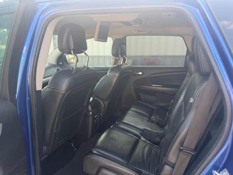 Dodge Journey Vehicle Full-screen Gallery Image 6