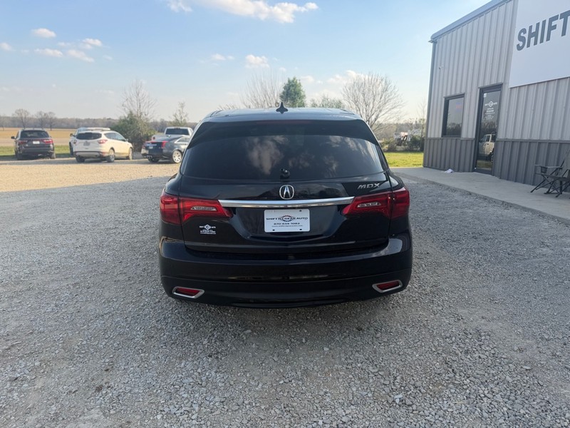Acura MDX Vehicle Full-screen Gallery Image 4
