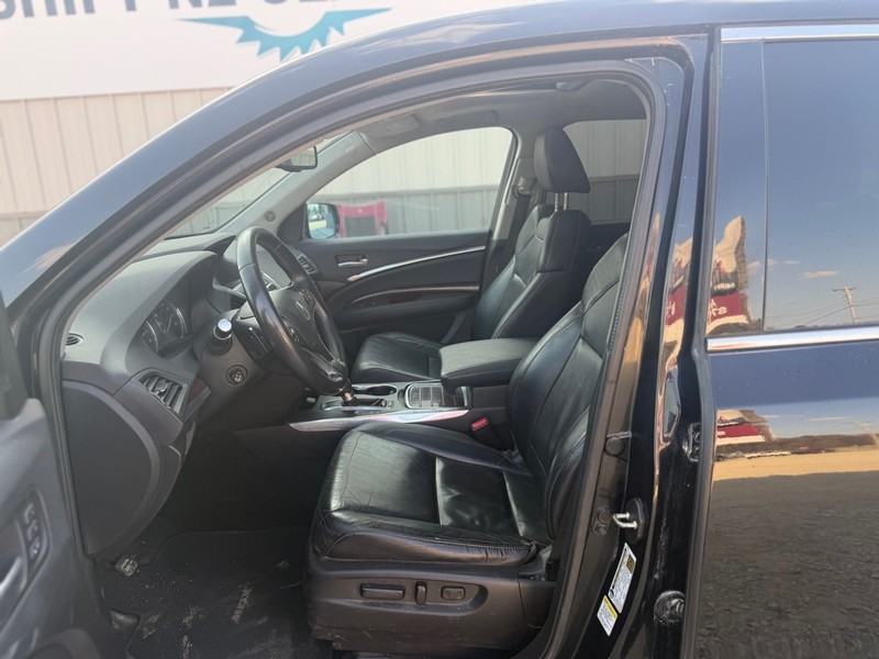 Acura MDX Vehicle Full-screen Gallery Image 7