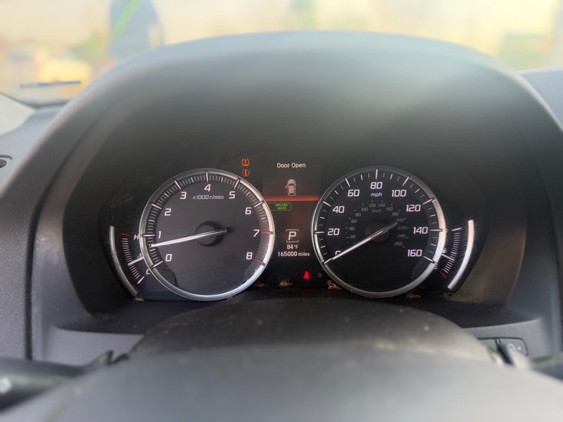 Acura MDX Vehicle Full-screen Gallery Image 11