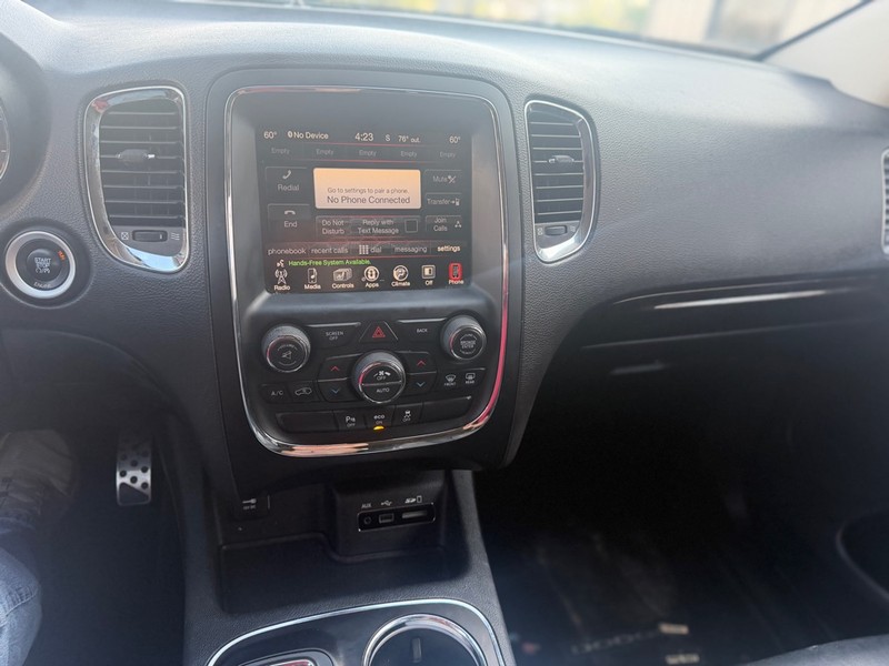 Dodge Durango Vehicle Full-screen Gallery Image 8