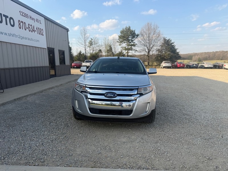 Ford Edge Vehicle Full-screen Gallery Image 2