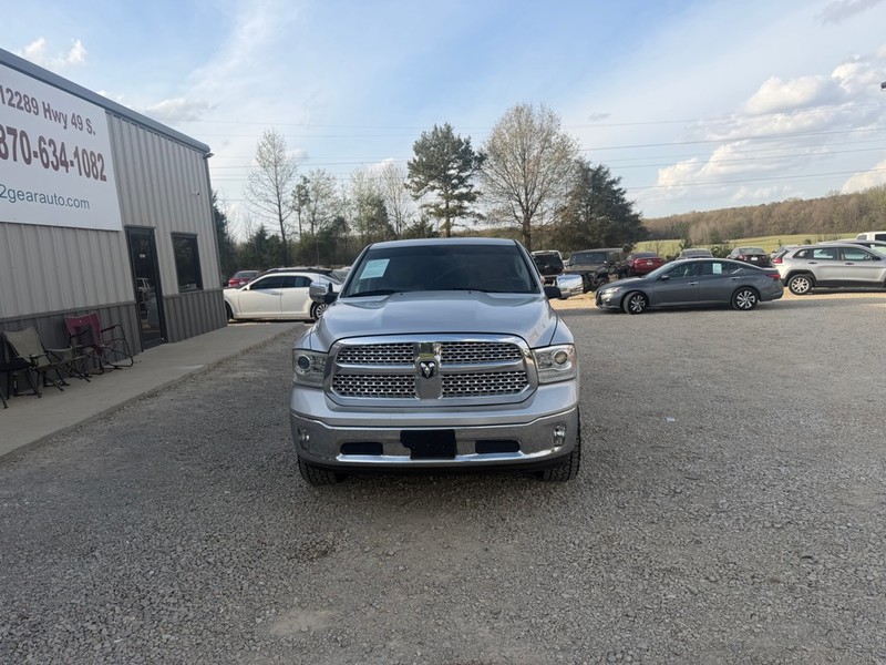 Ram 1500 Vehicle Full-screen Gallery Image 2