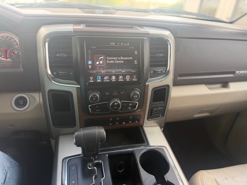 Ram 1500 Vehicle Full-screen Gallery Image 7