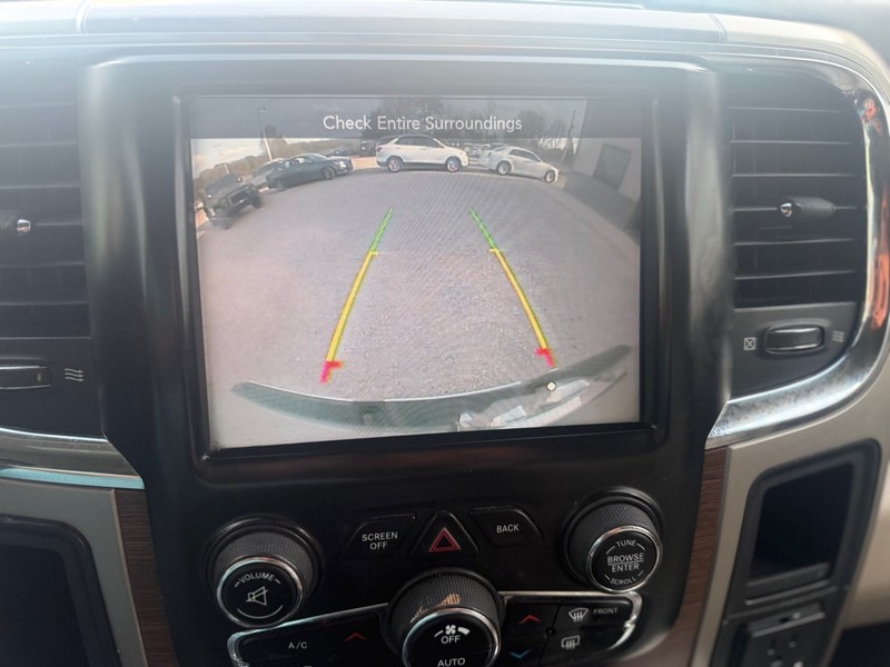 Ram 1500 Vehicle Full-screen Gallery Image 8