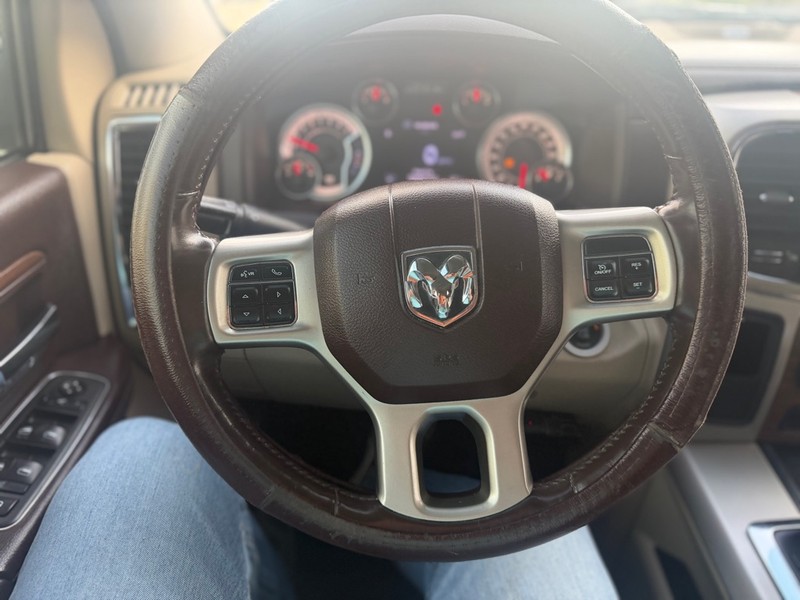 Ram 1500 Vehicle Full-screen Gallery Image 10