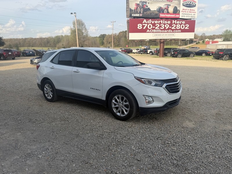 Chevrolet Equinox Vehicle Full-screen Gallery Image 3