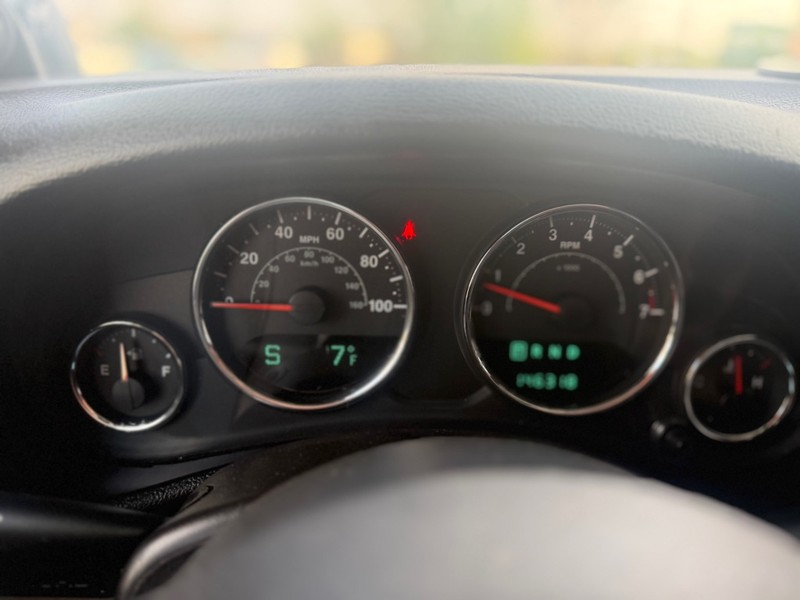 Jeep Wrangler Unlimited Vehicle Full-screen Gallery Image 11