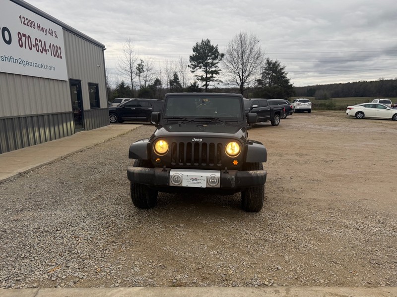 Jeep Wrangler Unlimited Vehicle Full-screen Gallery Image 2