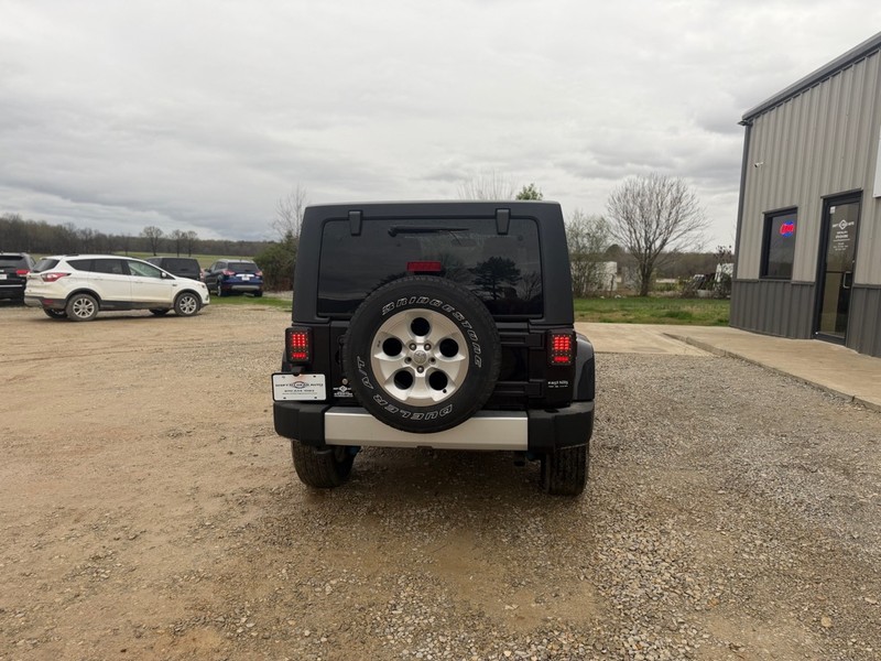 Jeep Wrangler Unlimited Vehicle Full-screen Gallery Image 4