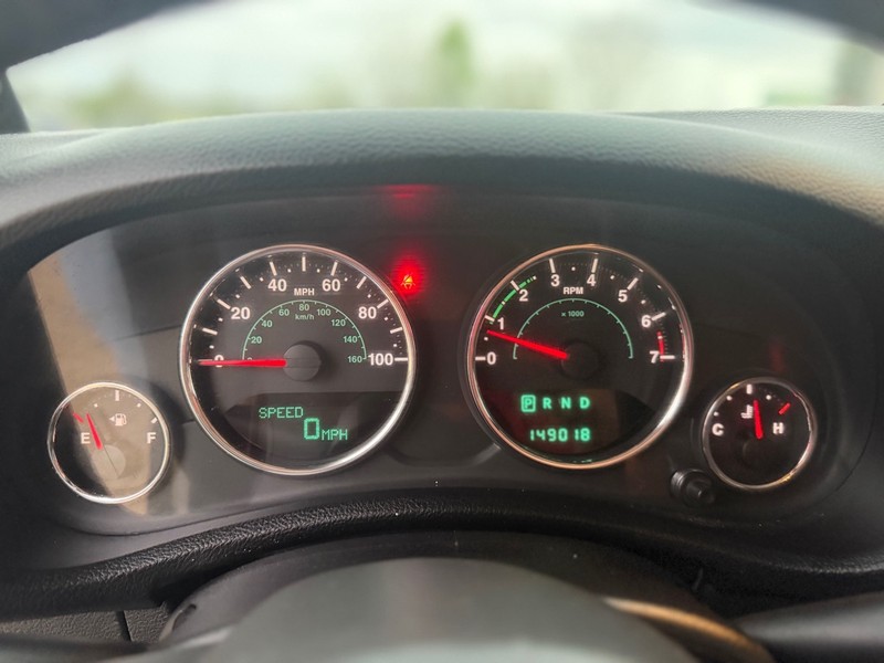 Jeep Wrangler Unlimited Vehicle Full-screen Gallery Image 9