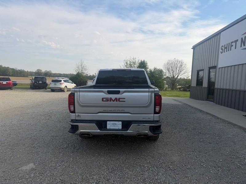 GMC Sierra 1500 Limited Vehicle Full-screen Gallery Image 4