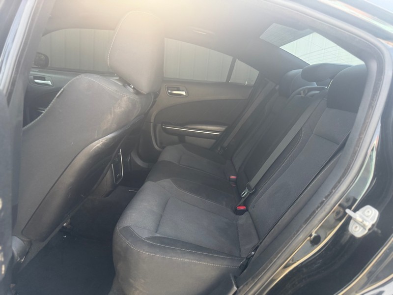 Dodge Charger Vehicle Full-screen Gallery Image 5